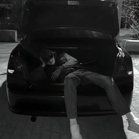 Рома Никонов