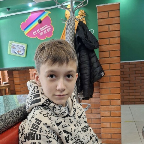 Динис Сотников